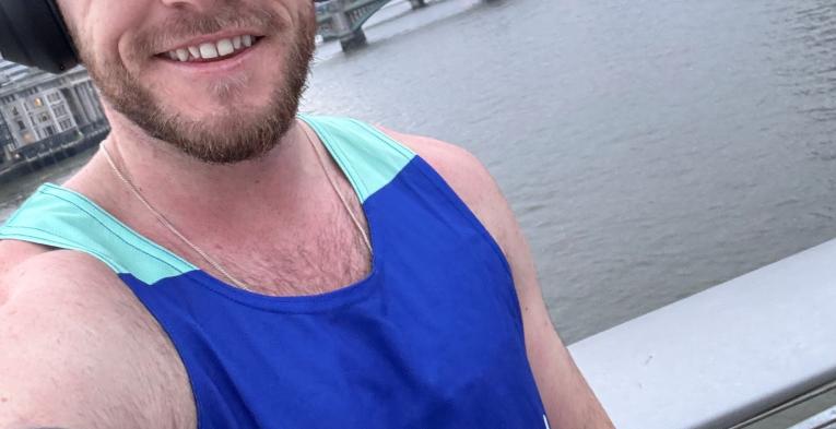 Frankie Shand during a training run wearing his Mind vest