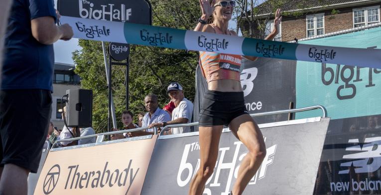 Jessica Warner-Judd about to break the finish tape