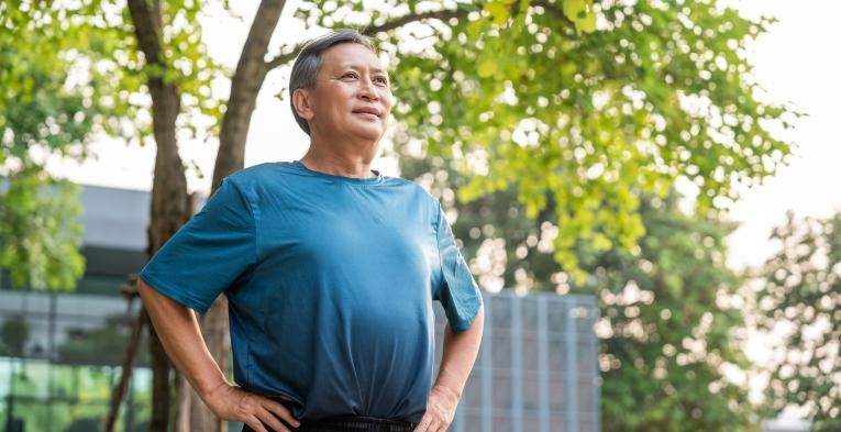 Runner preparing to head off