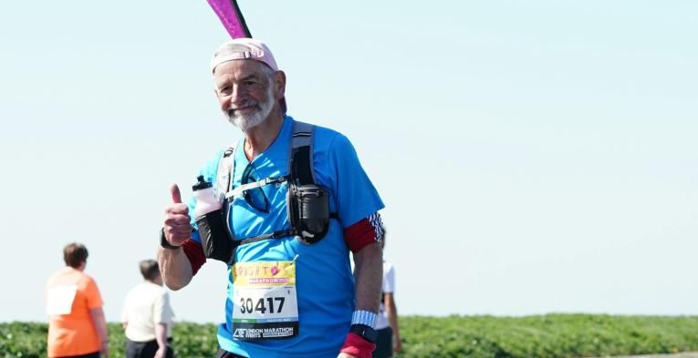 Kelvin MacDonald at Brighton Marathon