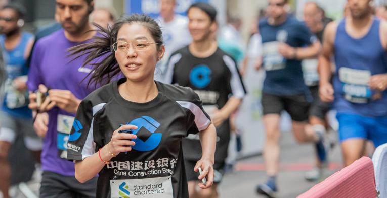 Standard Chartered Great City Race runners