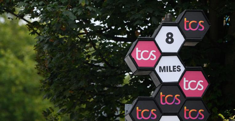 A TCS London Marathon mile marker