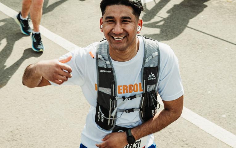 Runderbolts runner on the GetPRO Bath Half course