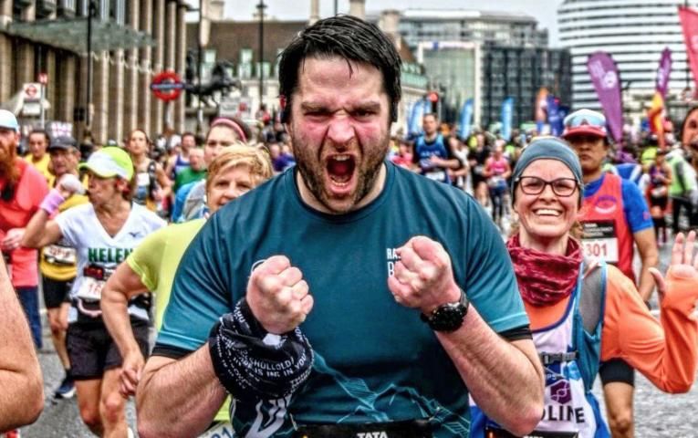 James Dunn running the TCS London Marathon