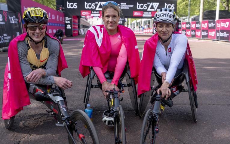 The top 3 elite female wheelchair finishers 