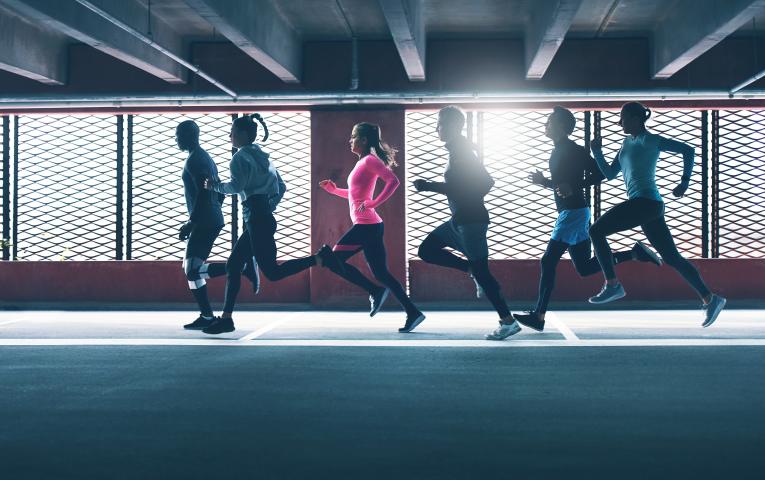 Runners in an urban environment 