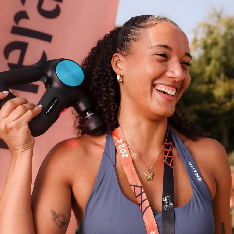 Big Half finisher using a Theragun