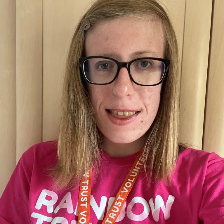 Sophie ready for a volunteer shift with Rainbow Trust