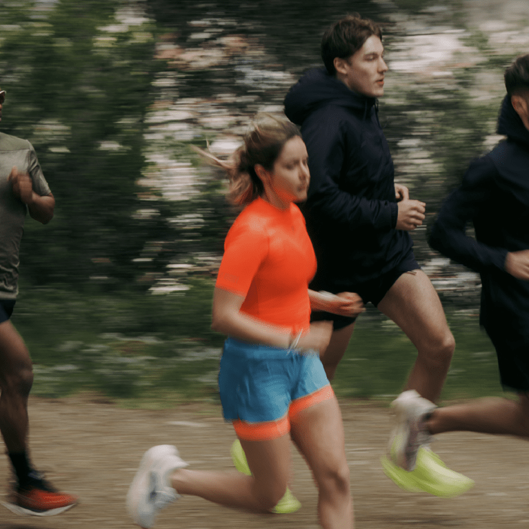 Runners in Suunto gear