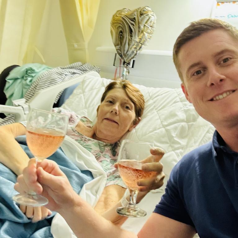 Debbie and Stuart in the hospice 