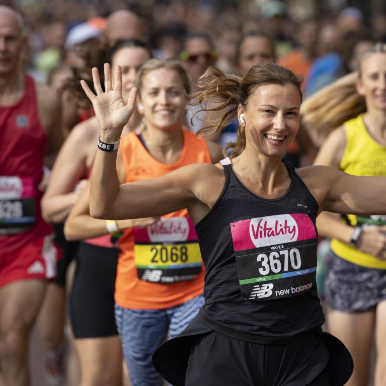 Vitality London 10,000 participants wave to the camera