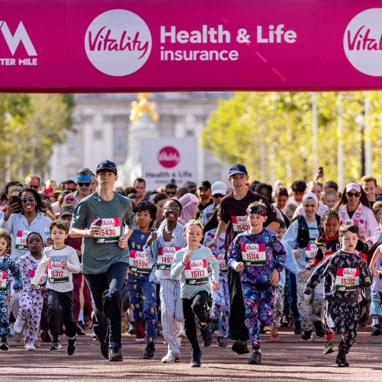 World-record-breaking Pyjama Wave gets underway at the 2026 Vitality Westminster Mile