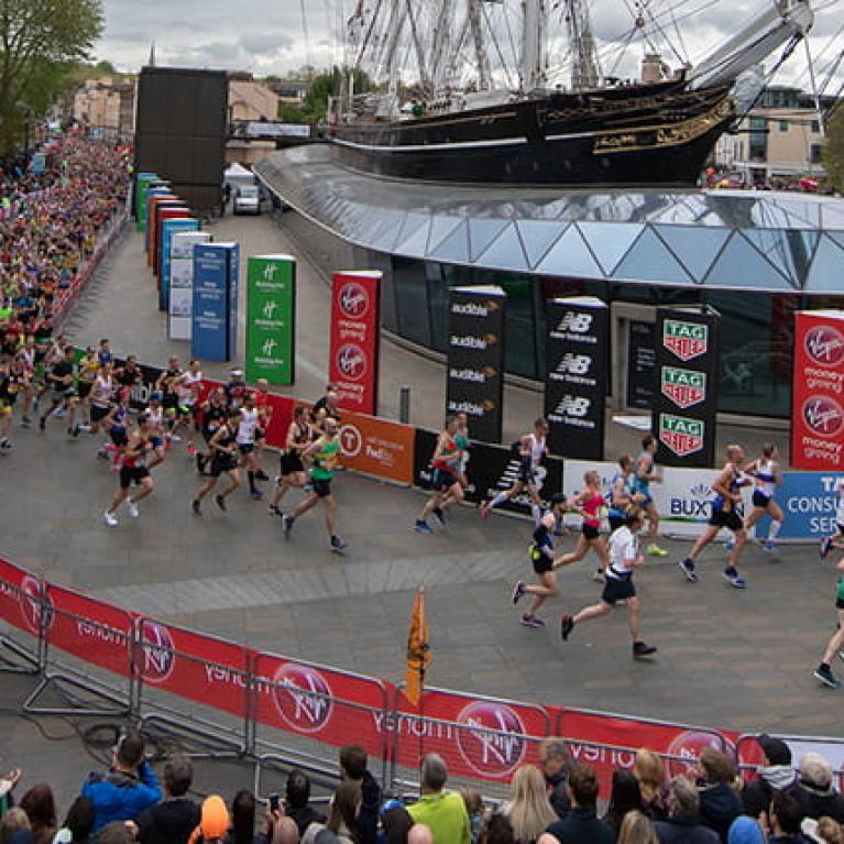 Runners running around the Cutty Sark