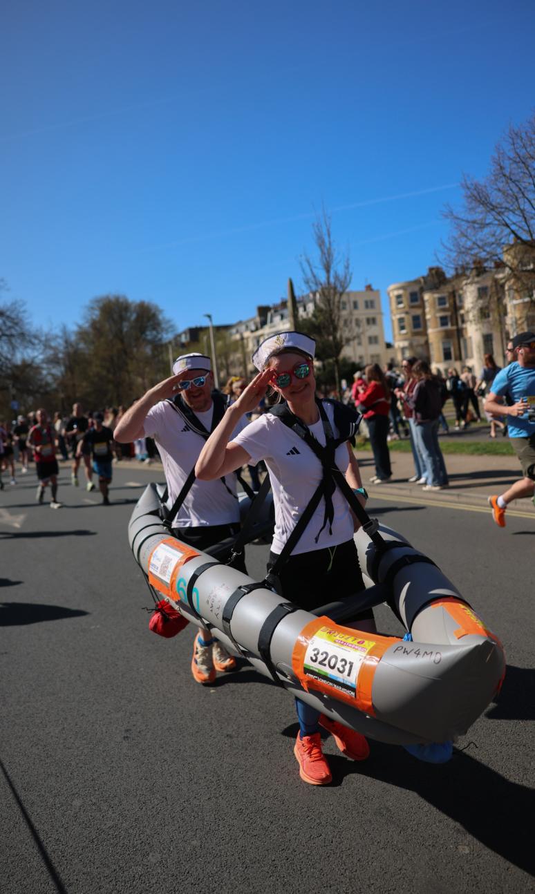 Brighton Marathon runners