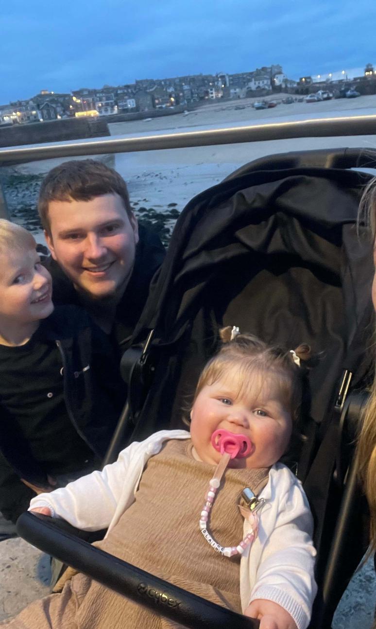 Chloe Kirby with her family 