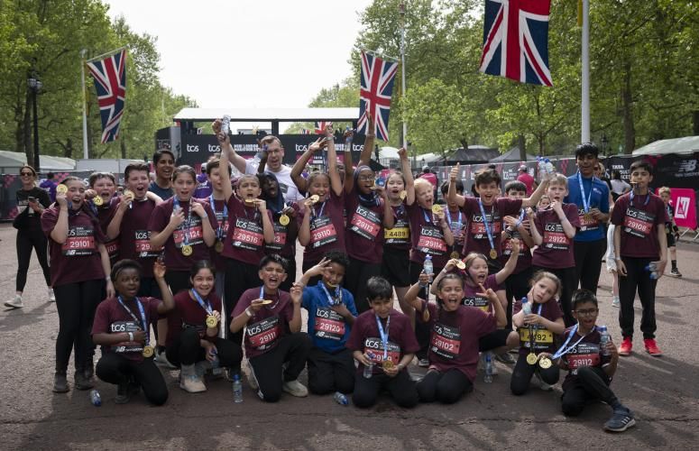 Students cheer at the Finish Line