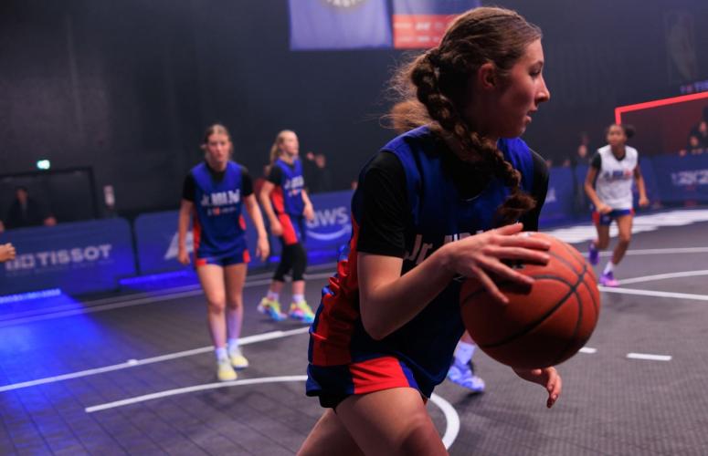 Jr. NBA players take over NBA house