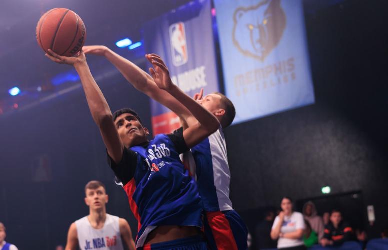 Jr. NBA players take over NBA house