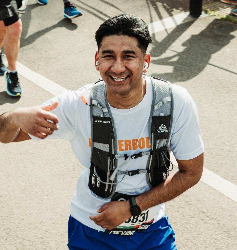 Runderbolts runner on the GetPRO Bath Half course
