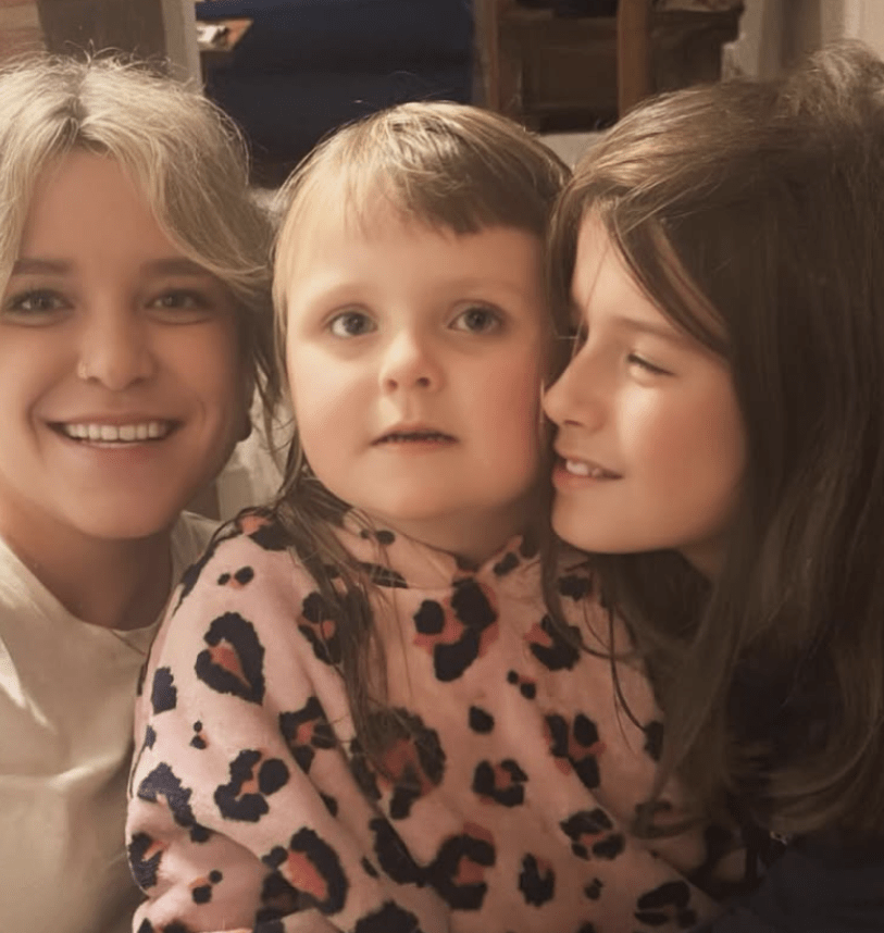 Runner Jess with her nieces Summer and Rubes