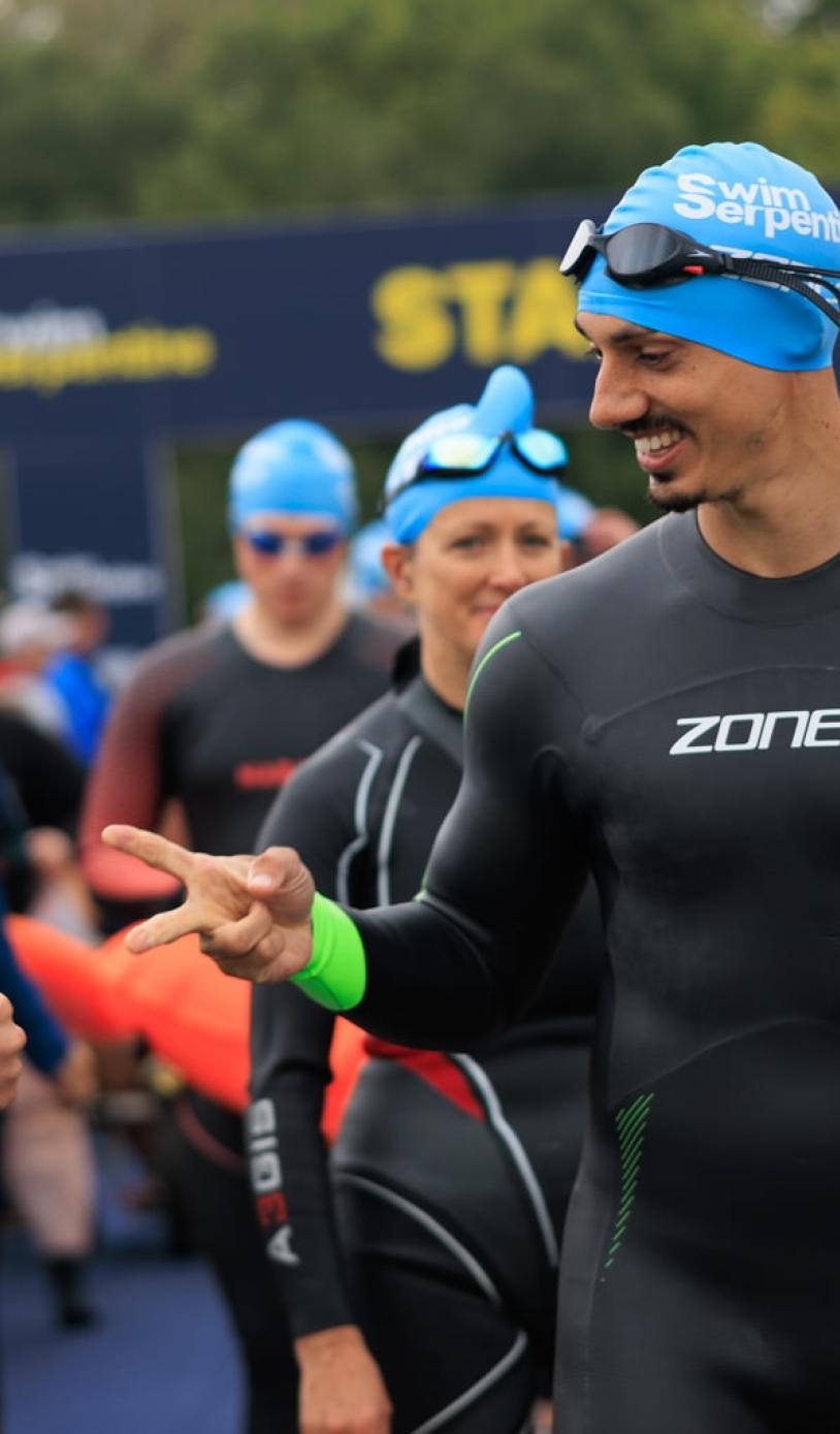 Swimmers play rock, paper, scissors at the Start 