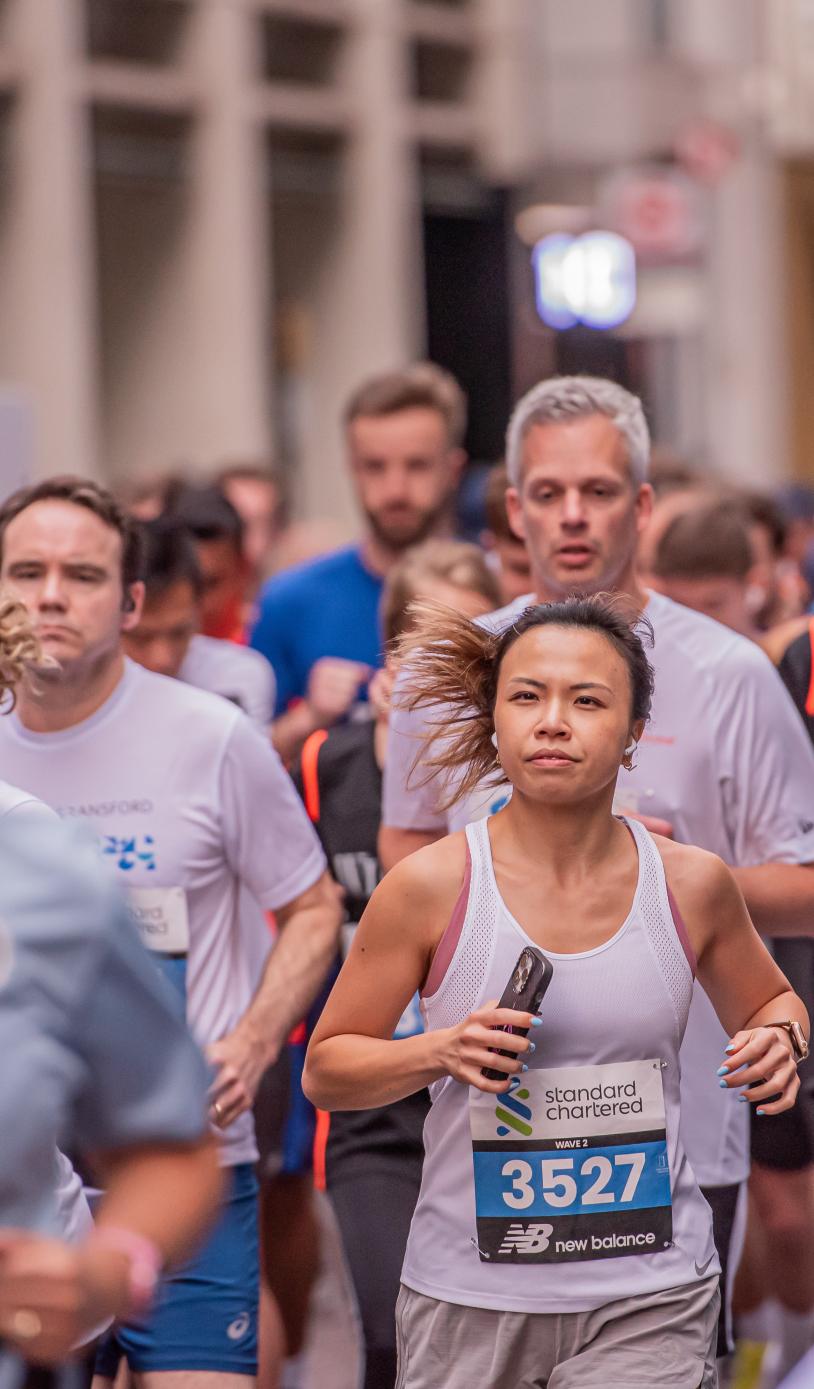 Standard Chartered Great City Race runners