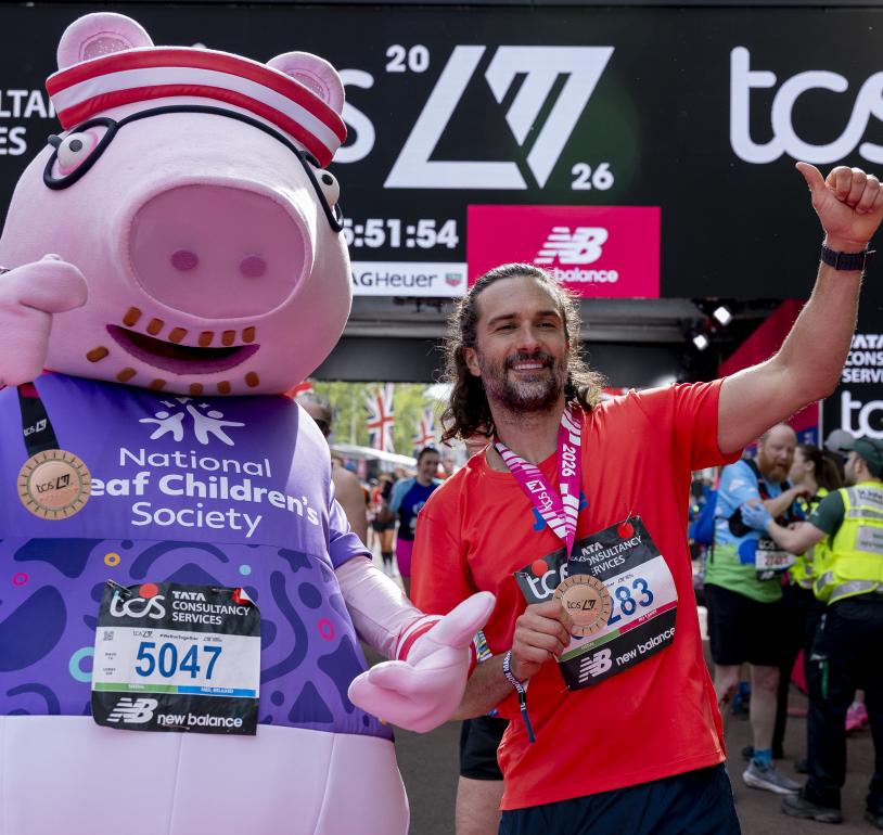 Joe Wicks & Daddy Pig at the 2026 TCS London Marathon