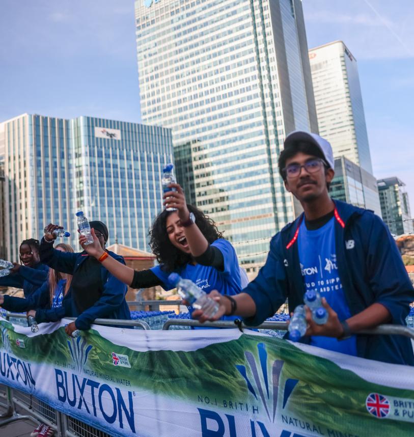 Volunteers at the Buxton water station